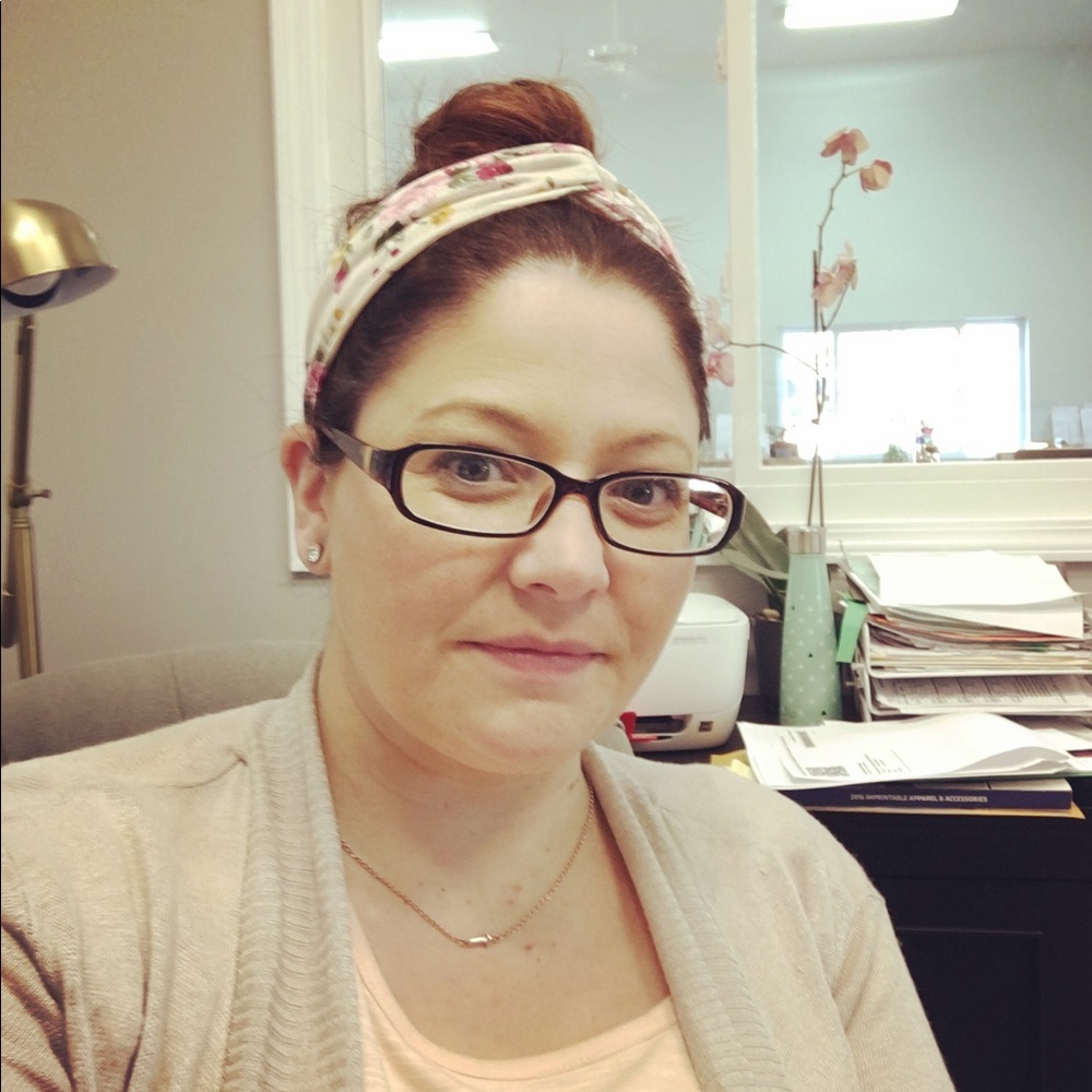 Meet your Posher, Simone